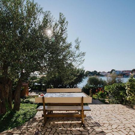 Apartman Relax 2 Zaboric Exterior photo