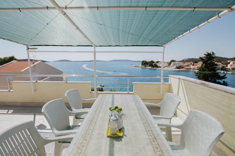 Apartman Relax 2 Zaboric Exterior photo